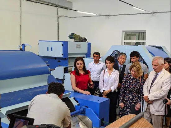 Yuanquan bonne qualité A186 laine de mouton cachemire carde Machine à épiler